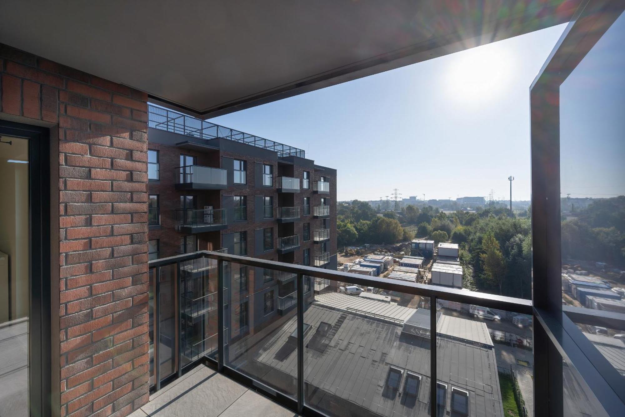 Wroclaw 1-Bedroom Apartment With Parking & Balcony By Noclegi Renters Екстериор снимка